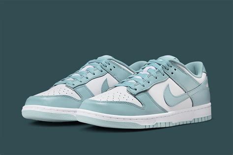 nike dunk turquoise low premium